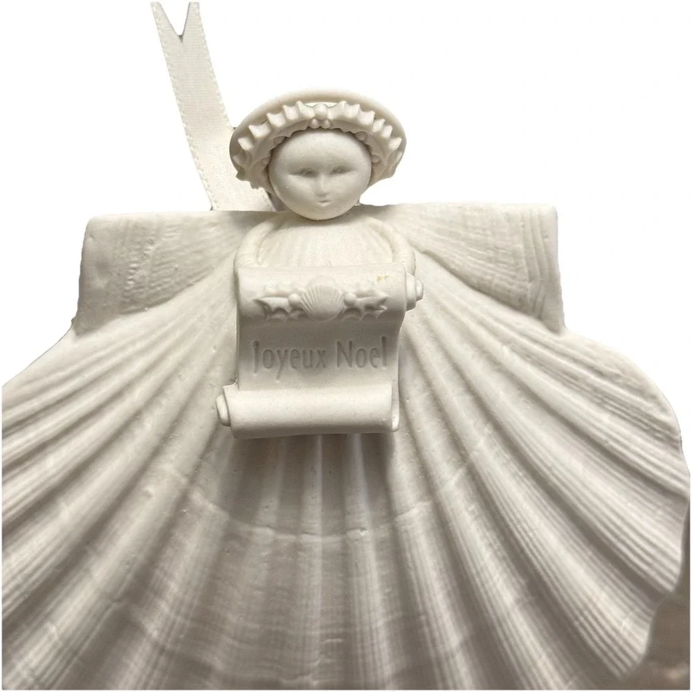 Margaret Furlong 1992‎  Joyeux Noel Angel Shell 5